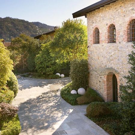 Il Borgo - 1711 Luxury Guest House Arlate ภายนอก รูปภาพ