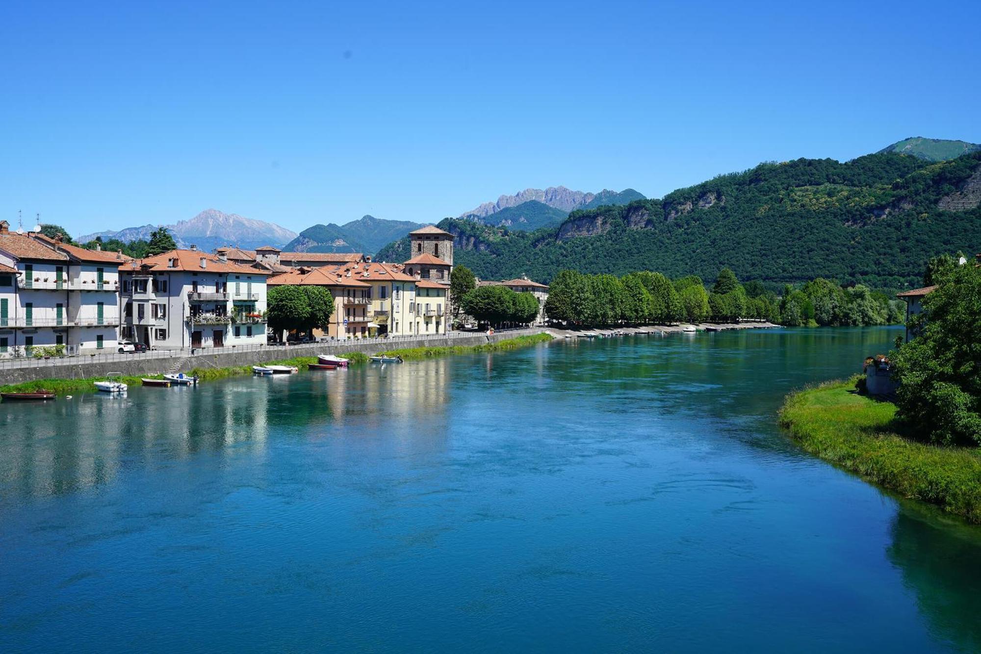 Il Borgo - 1711 Luxury Guest House Arlate ภายนอก รูปภาพ